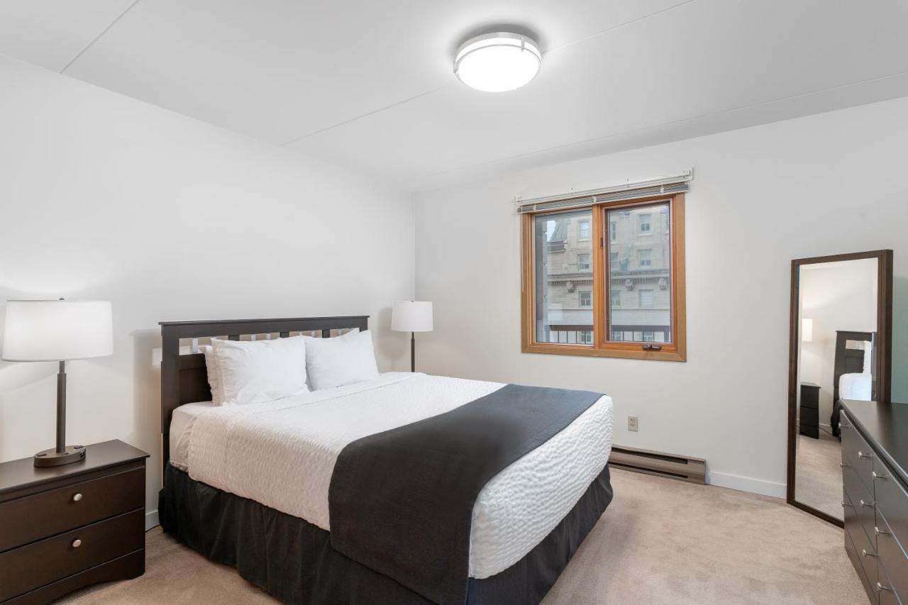 Fort Garry Place Furnished Suites ウィニペグ エクステリア 写真